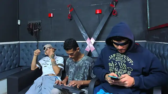 Golldens Dreamss online show from December 1, 2:31 pm