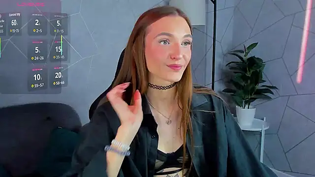 Snapshot of Alisha_Green chatting on October 15, 9:34 am Alisha Green online show from October 15, 9:34 am