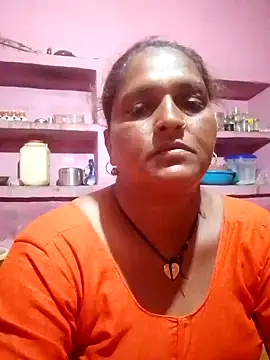 Snapshot of Ishwariya_Hatwal chatting on September 9, 9:58 pm Ishwariya Hatwal online show from September 9, 9:58 pm