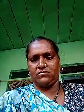 Snapshot of Ishwariya_Hatwal chatting on October 5, 2:05 am Ishwariya Hatwal online show from October 5, 2:05 am