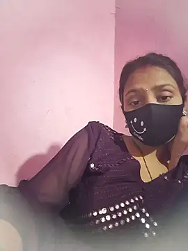 posewith online show from November 30, 2:54 pm