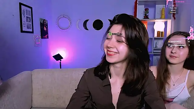 kitniss dreamy online show from March 21, 8:47 pm