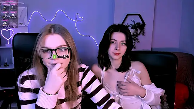 kitniss dreamy online show from January 31, 8:18 pm