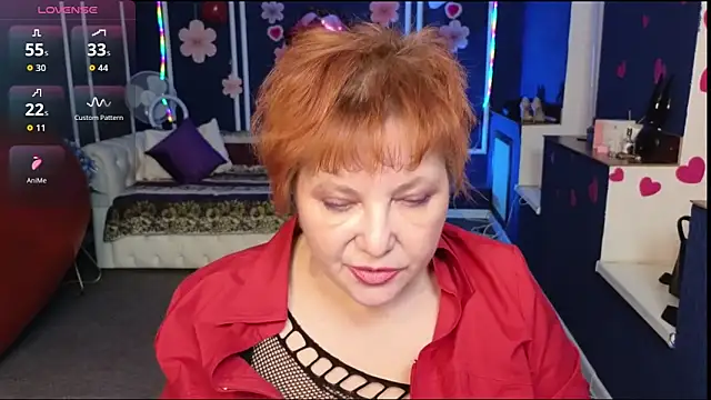 Kira Kenett online show from February 10, 4:32 pm