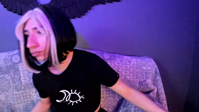 Snapshot of Charlottee_slave chatting on September 24, 3:38 am Charlottee slave online show from September 24, 3:38 am