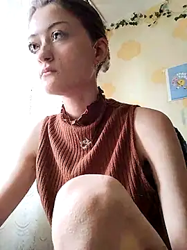 LillySvon online show from April 25, 2:58 pm