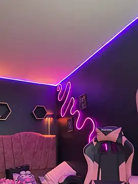 Lust Queens online show from October 9, 5:33 am