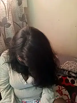 HAANNIAA online show from November 20, 11:44 am