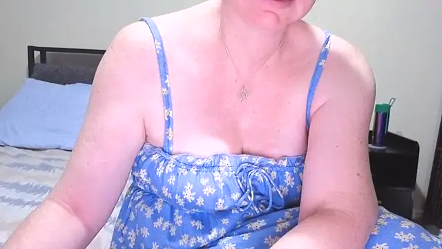 Snapshot of aussiepeaches chatting on September 25, 2:32 am aussiepeaches online show from September 25, 2:32 am