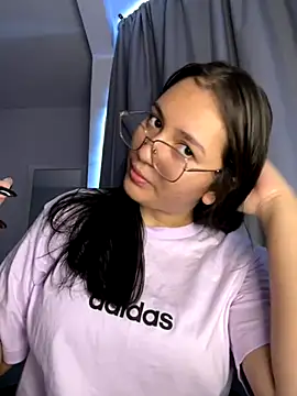 Snapshot of Angeldusttt chatting on September 16, 5:43 pm Angeldusttt online show from September 16, 5:43 pm