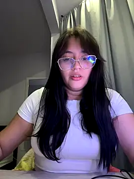 Snapshot of Angeldusttt chatting on September 25, 2:32 am Angeldusttt online show from September 25, 2:32 am