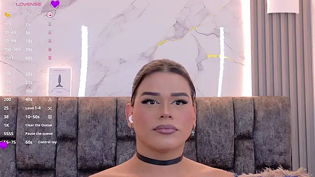 Ava Cristi online show from November 6, 1:50 pm