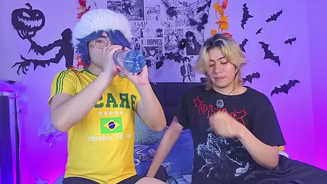 Vamps Lovers online show from October 25, 1:30 pm