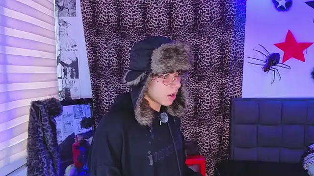 Vamps Lovers online show from November 14, 1:11 pm