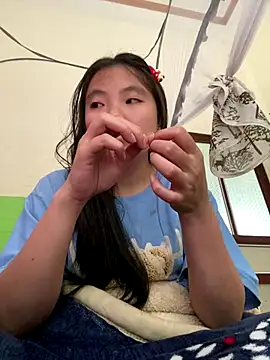 viluna online show from December 3, 4:48 am