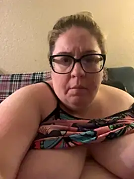 sexymommy1988 online show from November 3, 4:05 am