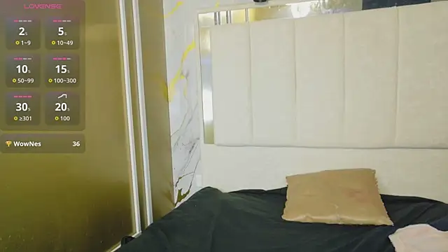 Olivia11  online show from April 24, 2:53 pm