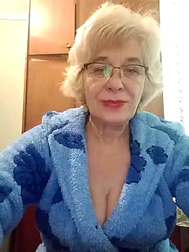 52MiaLove02 online show from October 18, 6:05 am