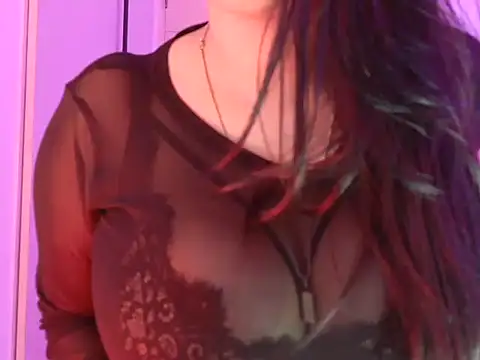 Snapshot of MisshQa chatting on October 10, 5:51 pm MisshQa online show from October 10, 5:51 pm