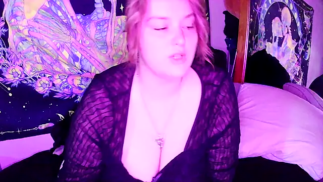 Princessblazed444 online show from May 9, 5:48 pm