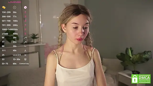 Snapshot of KristinLiesman chatting on September 10, 2:17 pm KristinLiesman online show from September 10, 2:17 pm