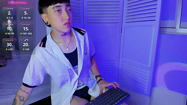 Eryx Eriscor online show from November 19, 1:44 pm