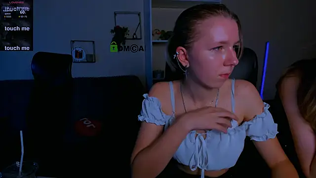 Snapshot of gloria_bubble chatting on October 10, 12:54 pm gloria bubble online show from October 10, 12:54 pm