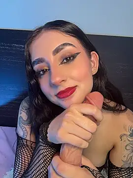 sharlot24 online show from April 14, 3:06 am