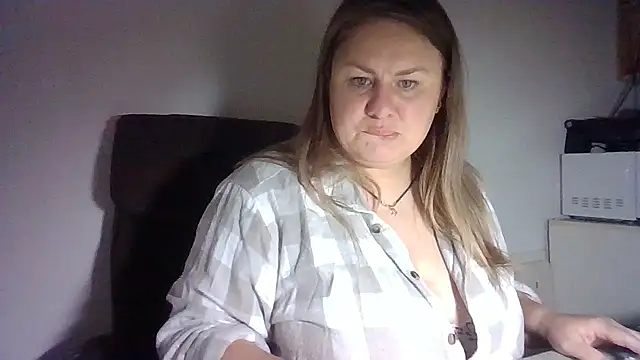 Snapshot of MartaXLove chatting on September 10, 4:29 pm MartaXLove online show from September 10, 4:29 pm