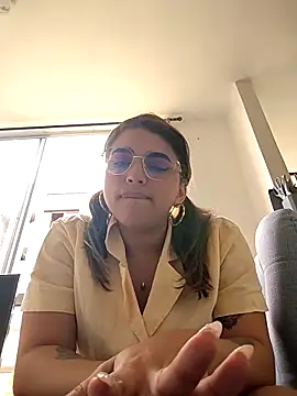 Snapshot of Lyra-Richter chatting on September 12, 3:52 pm Lyra-Richter online show from September 12, 3:52 pm