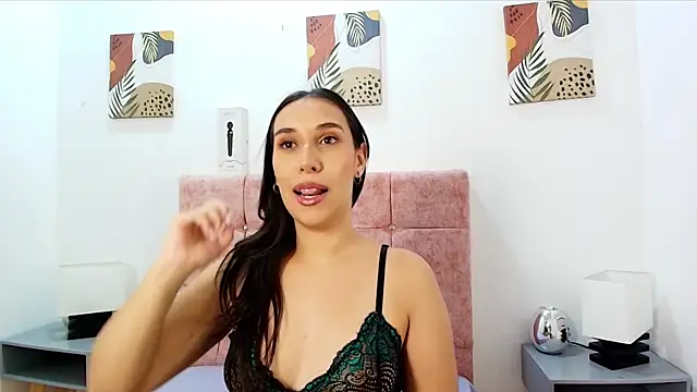 Snapshot of _BellaBrown chatting on September 8, 7:57 pm BellaBrown online show from September 8, 7:57 pm