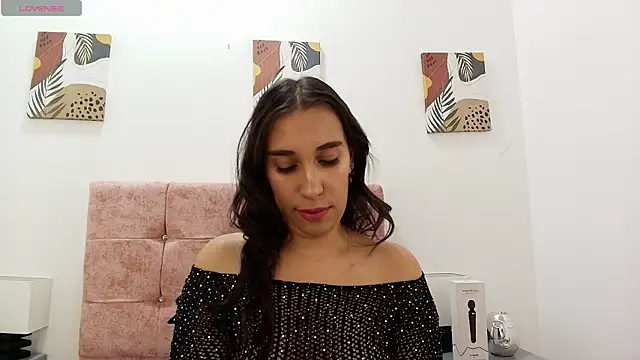 Snapshot of _BellaBrown chatting on September 15, 8:49 pm BellaBrown online show from September 15, 8:49 pm