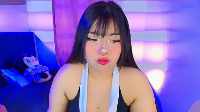 Snapshot of annie-russel chatting on September 26, 12:08 am annie-russel online show from September 26, 12:08 am