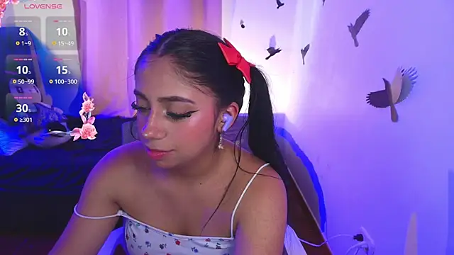 Snapshot of luna-cute chatting on October 10, 5:40 pm luna-cute online show from October 10, 5:40 pm