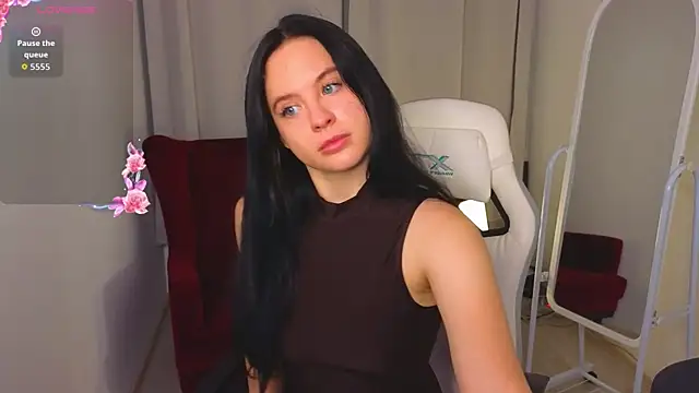 Snapshot of HolyAngell chatting on September 29, 9:31 pm HolyAngell online show from September 29, 9:31 pm