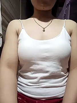 LucyyLy online show from May 5, 11:08 pm