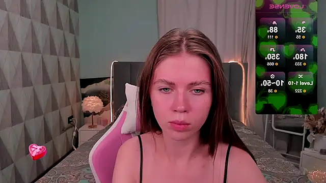 Chanel Oberliens online show from September 11, 12:38 pm