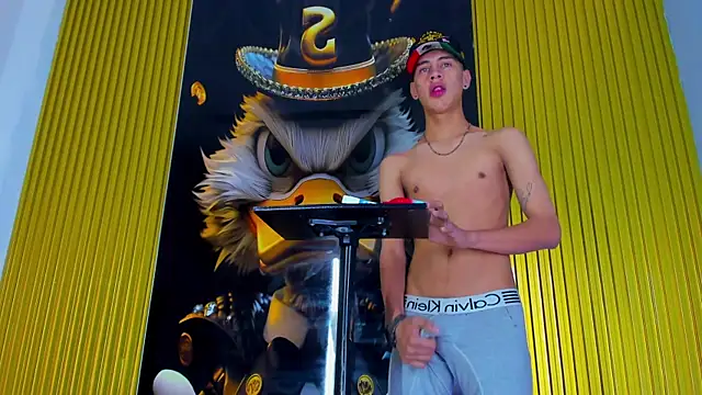 Dante Brown1  online show from November 15, 9:38 pm