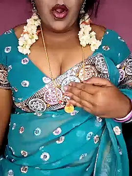 Snapshot of Bhoomi_kannada2 chatting on September 27, 5:31 pm Bhoomi kannada2 online show from September 27, 5:31 pm