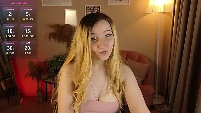 Snapshot of Milana_Key chatting on September 20, 9:46 pm Milana Key online show from September 20, 9:46 pm