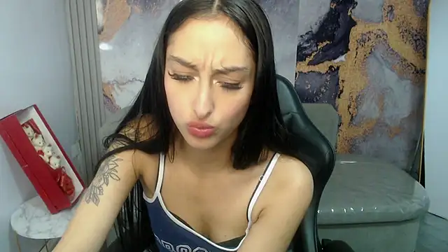 Snapshot of Tifany_v chatting on September 16, 2:03 pm Tifany v online show from September 16, 2:03 pm