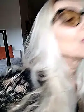  sexyBLONDE46  online show from February 8, 12:31 pm