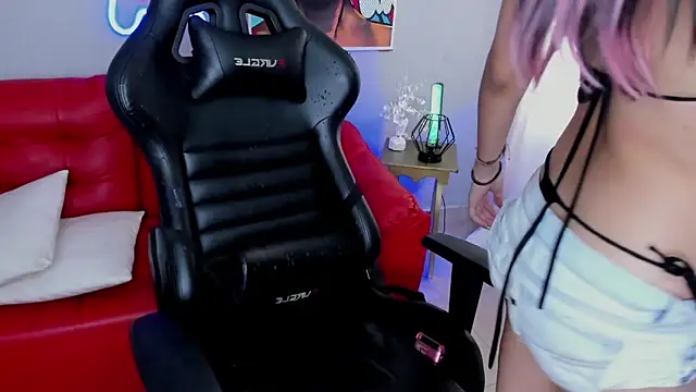 hisui castles online show from October 17, 2:20 pm