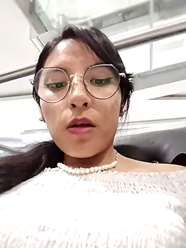 Regina Shine online show from November 21, 10:45 pm