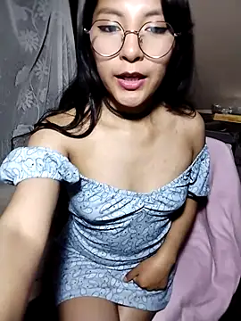 Snapshot of Regina_Shine chatting on September 24, 1:37 am Regina Shine online show from September 24, 1:37 am