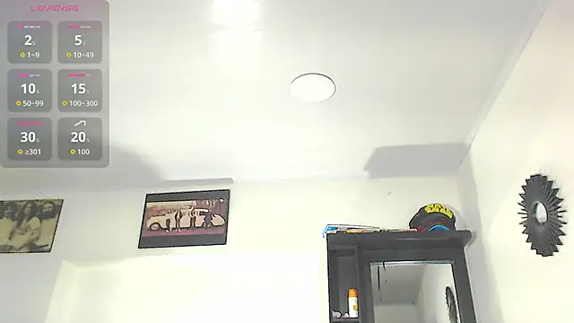 Vicky hotmilf online show from December 2, 11:12 am