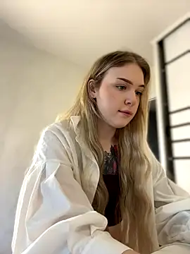 elliss  online show from September 18, 6:56 am