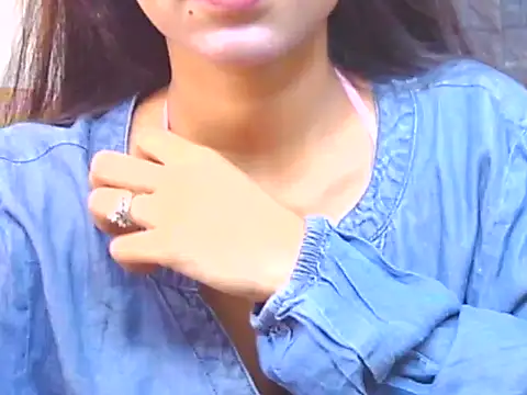 Snapshot of AlisaPari2007 chatting on September 27, 2:46 pm AlisaPari2007 online show from September 27, 2:46 pm