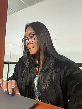 GiorgiaLuxee online show from November 12, 8:51 pm