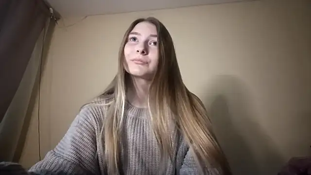 Nymera flare online show from December 2, 6:15 am